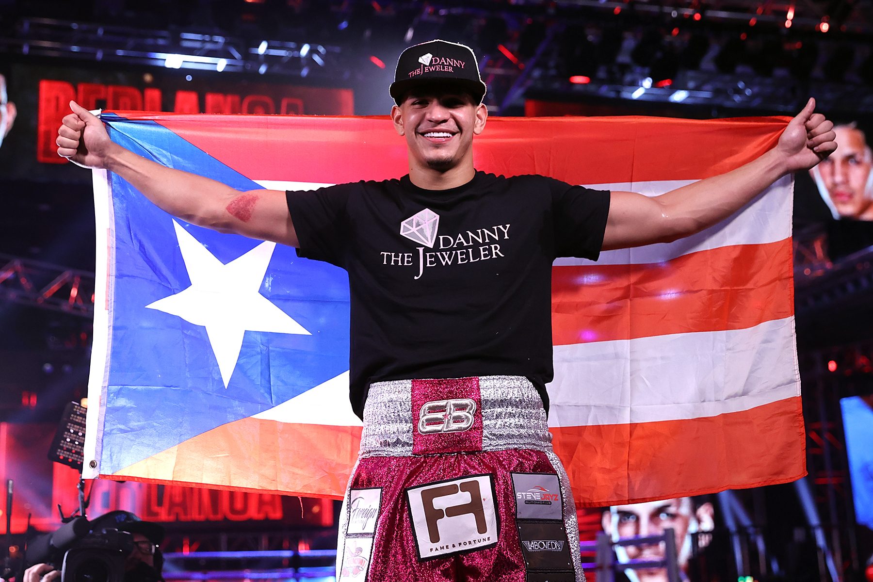 埃瓦尔主场不敌对手,连续不胜 埃瓦尔主场不敌对手,连续不胜