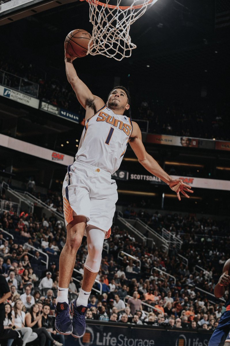 关于热火轻取尼克斯，布克高光表现的信息