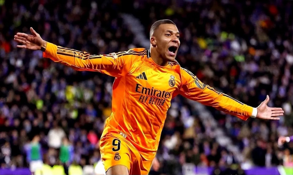 奥地利碾压利物浦，姆巴佩点燃赛场