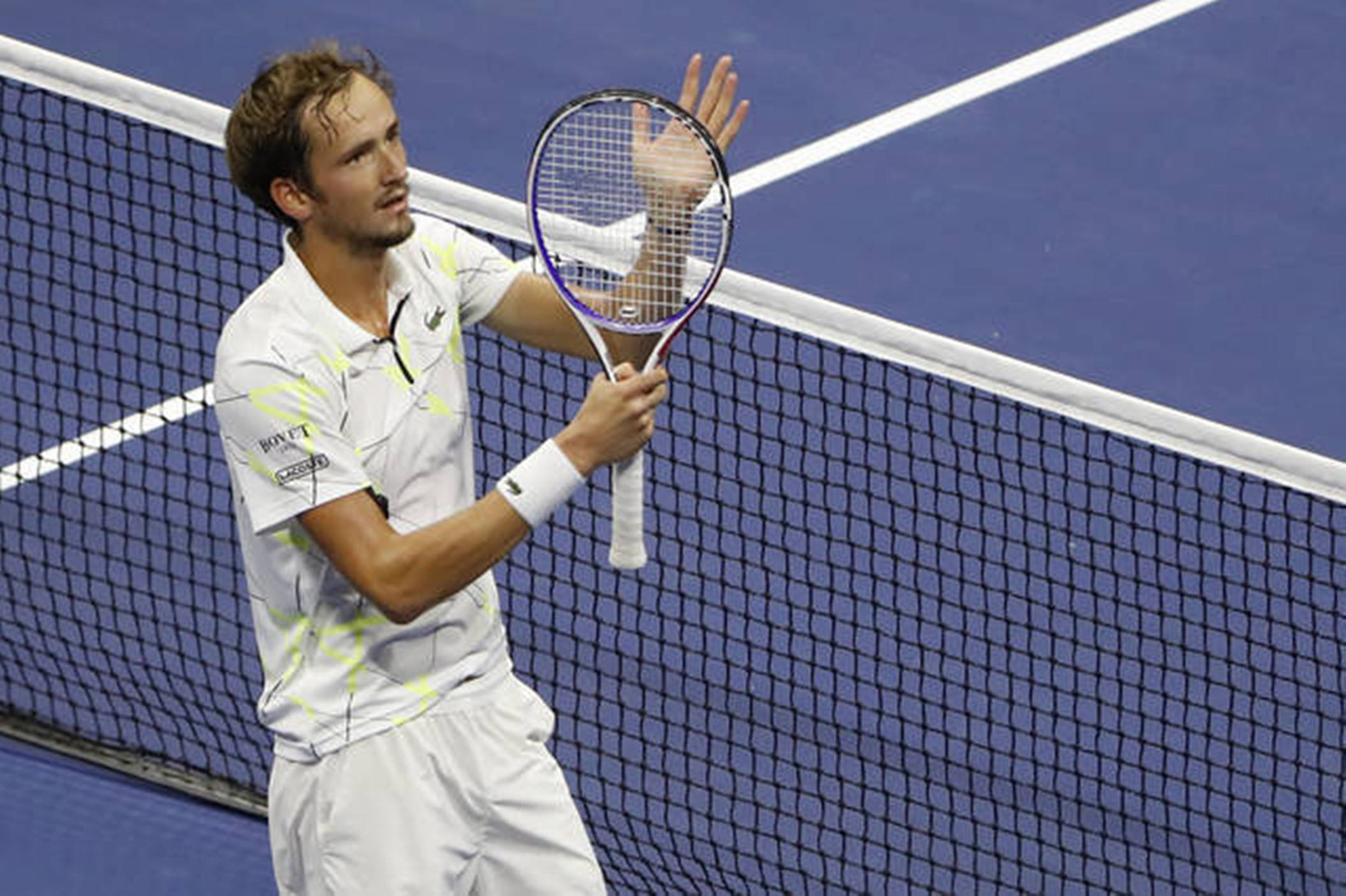 关于美网碾压法网，梅德韦杰夫高光表现的信息